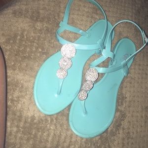 Thong sandals